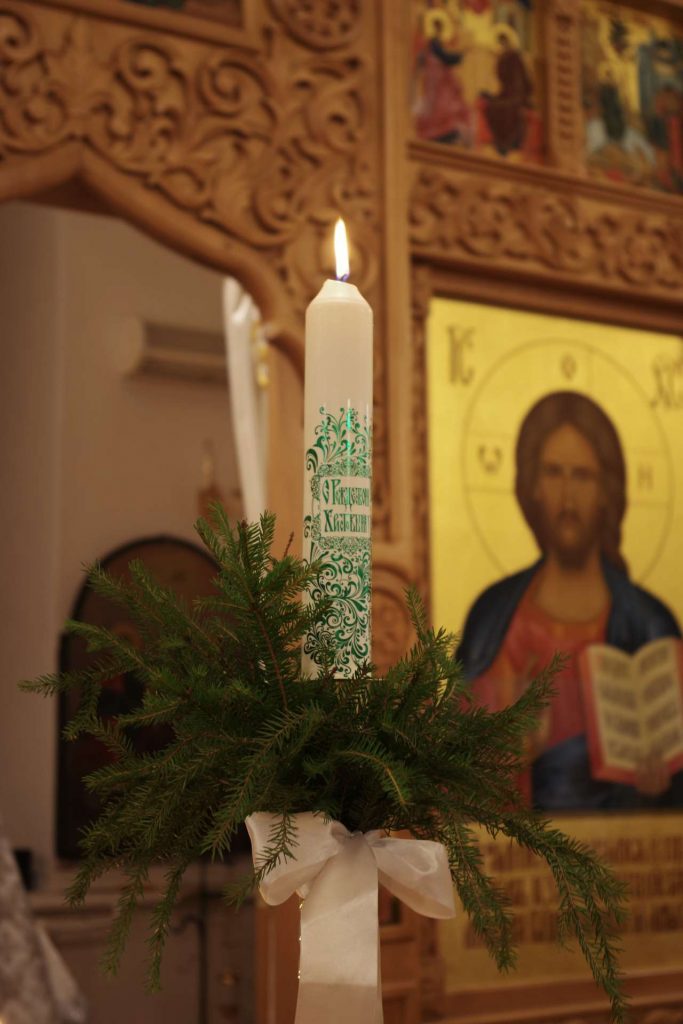 В Казанском монастыре молитвенно встретили светлый Праздник Рождества Христова