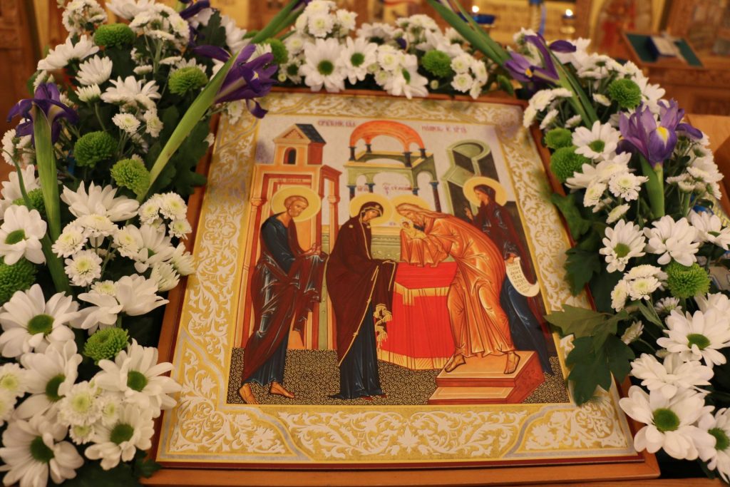 В Казанском монастыре молитвенно встретили Праздник Сретения Господня